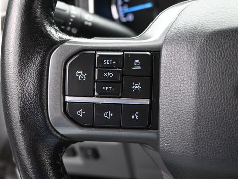 Used 2022 Ford F150 XLT w/ Equipment Group 302A High AWD/4WD image 14
