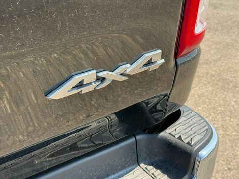 Used 2022 RAM 1500 Big Horn AWD/4WD image 45