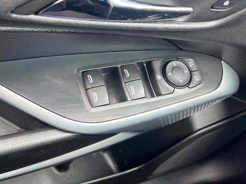 Certified 2024 Chevrolet Trax RS w/ Driver Confidence Package image 22