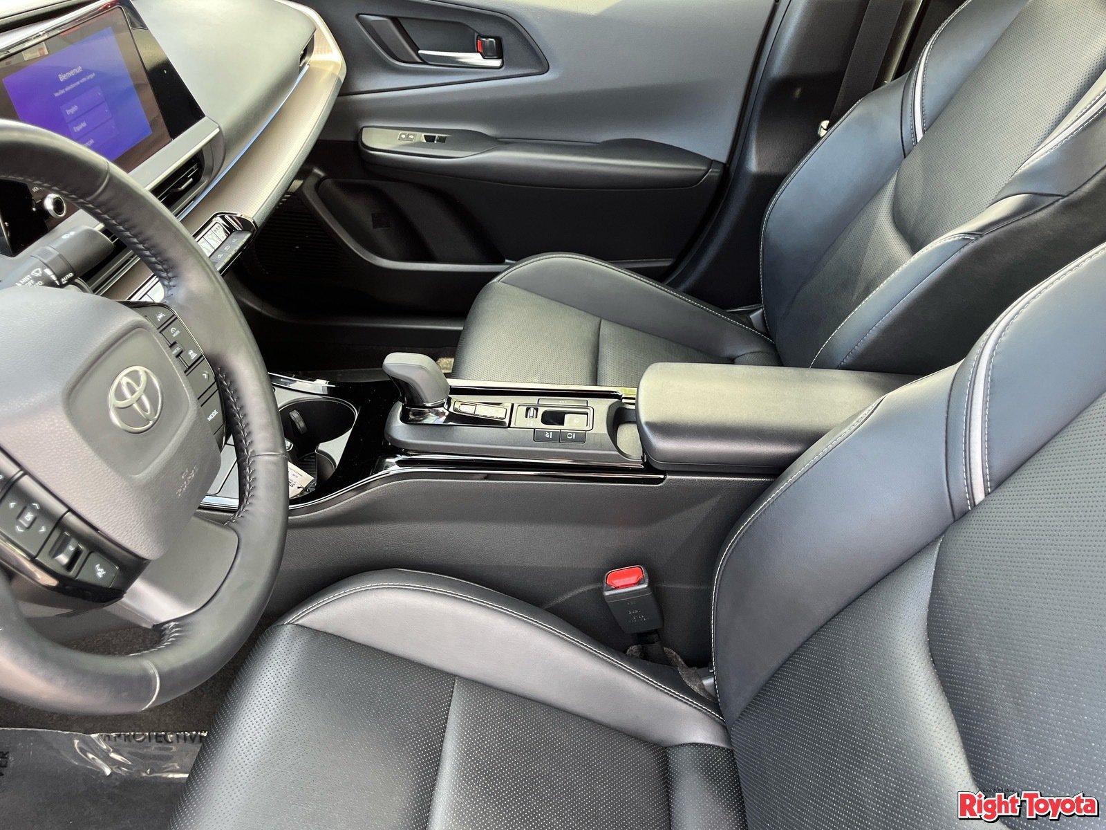 Certified 2024 Toyota Prius XLE FWD image 21