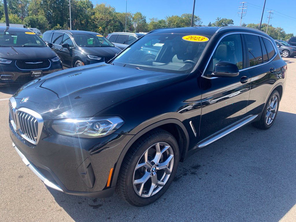 Used 2023 BMW X3 xDrive30i AWD/4WD image 3