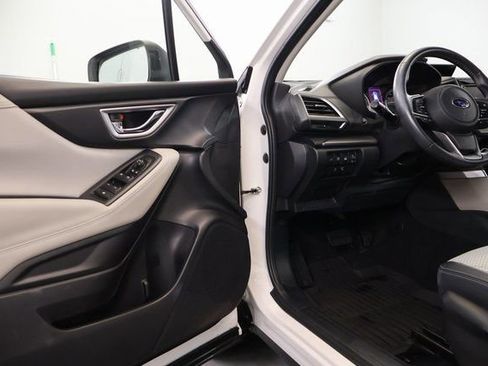 Certified 2022 Subaru Forester Premium image 8