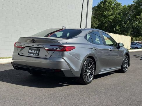 Used 2025 Toyota Camry SE FWD image 21