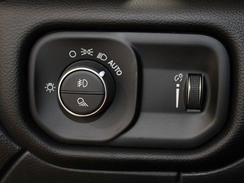 Used 2024 RAM 2500 Big Horn image 48