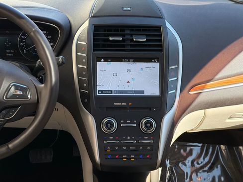 Used 2016 Lincoln MKC Reserve image 19