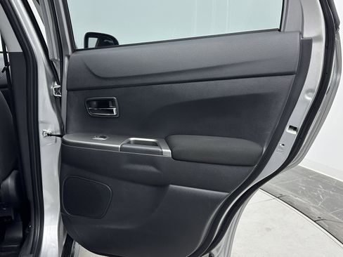 Used 2021 Mitsubishi Outlander Sport SE image 27