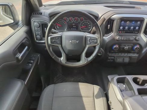 Used 2021 Chevrolet Silverado 1500 RST AWD/4WD image 16