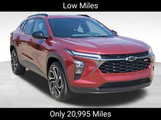 Certified 2024 Chevrolet Trax RS w/ Driver Confidence Package FWD video 2
