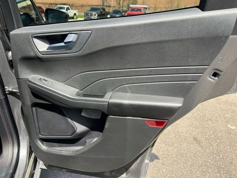 Used 2023 Ford Escape ST-Line w/ Tech Pack #1 AWD/4WD image 12