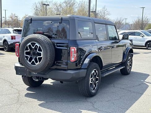 Used 2022 Ford Bronco Outer Banks image 2