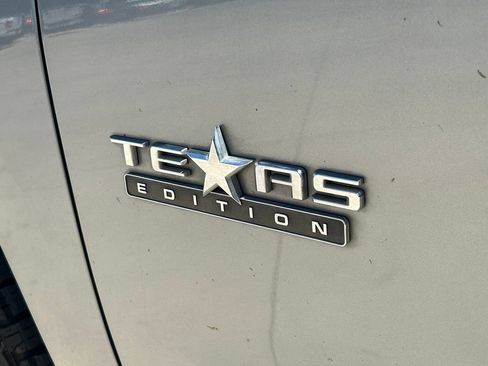Used 2020 Chevrolet Silverado 1500 LT w/ Texas Edition RWD image 15