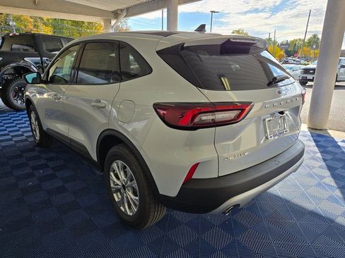 New 2025 Ford Escape Active w/ Cold Weather Package image 4