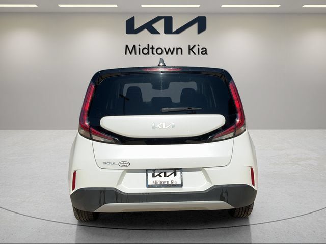 Used 2023 Kia Soul S FWD image 4