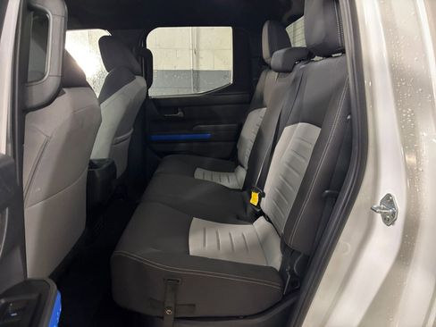 Used 2025 Toyota Tacoma TRD Off-Road image 36