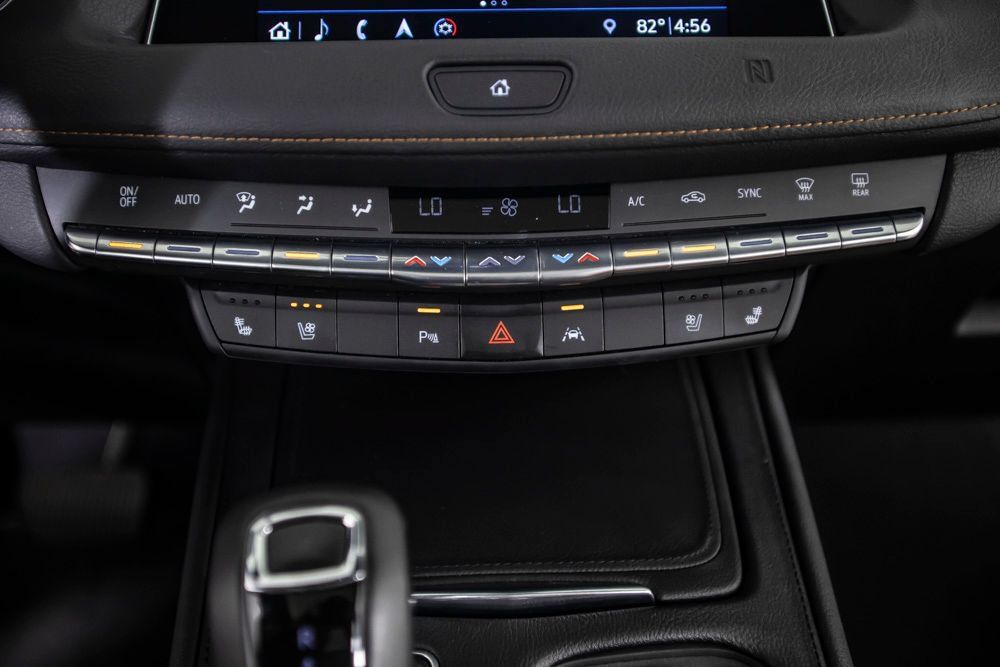 Used 2019 Cadillac XT4 Premium Luxury FWD image 29