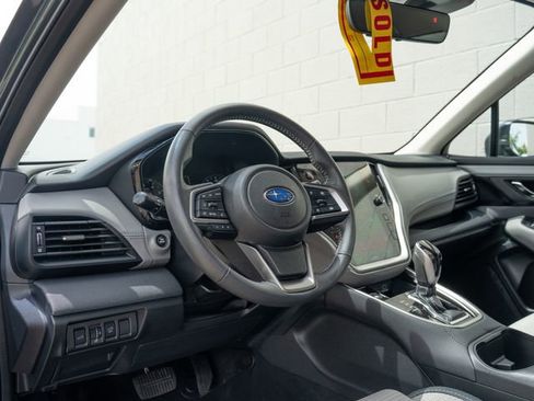 Used 2025 Subaru Outback Premium w/ Popular Package #1A AWD/4WD image 4