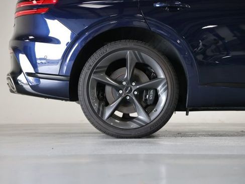 Used 2026 Genesis GV70 3.5T Sport Prestige image 18