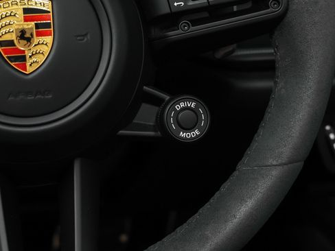 Certified 2023 Porsche 911 Carrera GTS RWD image 41