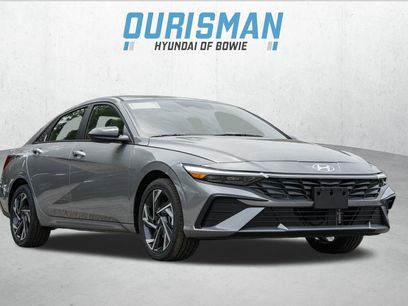 New 2025 Hyundai Elantra SEL