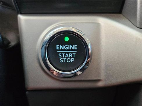 Used 2021 Ford F150 XLT w/ Equipment Group 302A High image 17