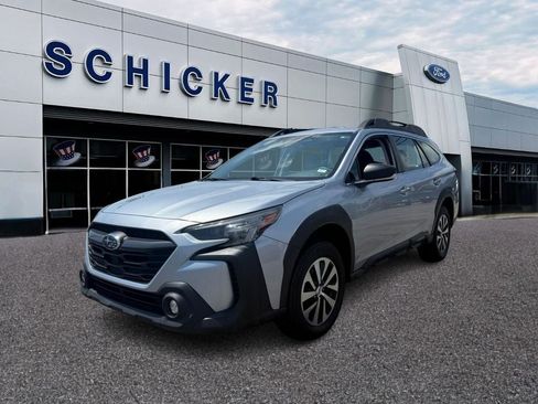 Used 2023 Subaru Outback AWD/4WD image 4