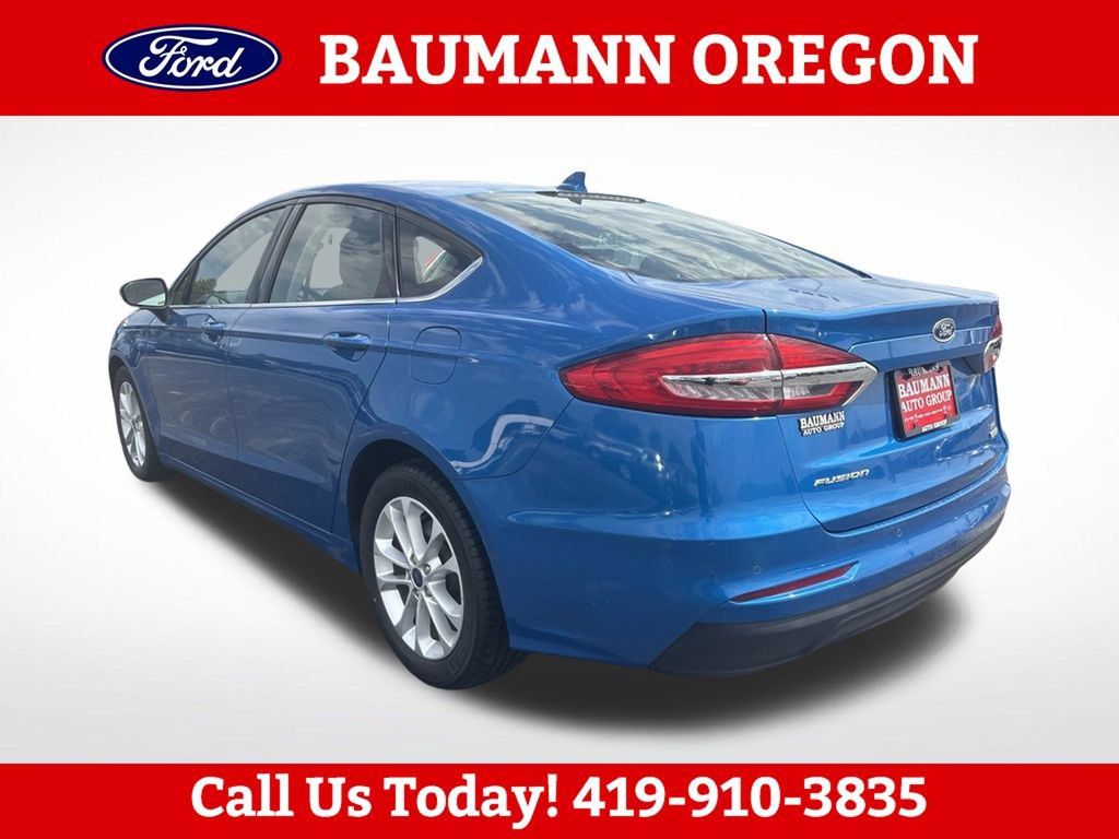 Used 2020 Ford Fusion SE FWD image 5