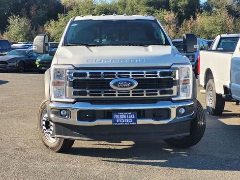 New 2025 Ford F550 4x4 SuperCab Super Duty image 2