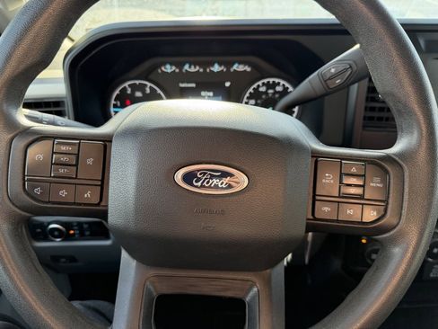 Used 2024 Ford F350 XLT image 23