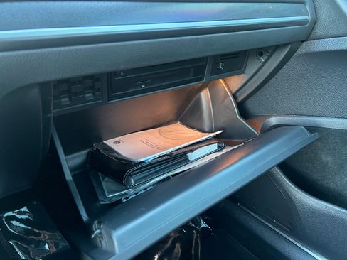 Used 2020 Volkswagen GTI SE image 26