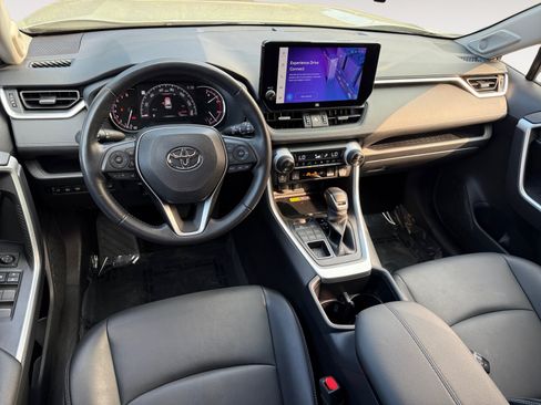 Used 2023 Toyota RAV4 XLE Premium AWD/4WD image 15