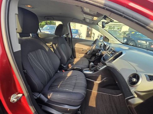 Used 2016 Chevrolet Sonic LT w/ Wheels and Fog Lamp Package FWD image 28