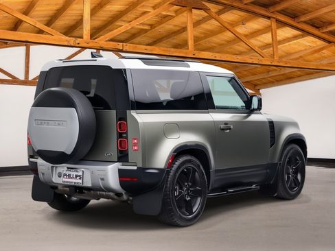 Used 2021 Land Rover Defender 90 First Edition AWD/4WD image 5