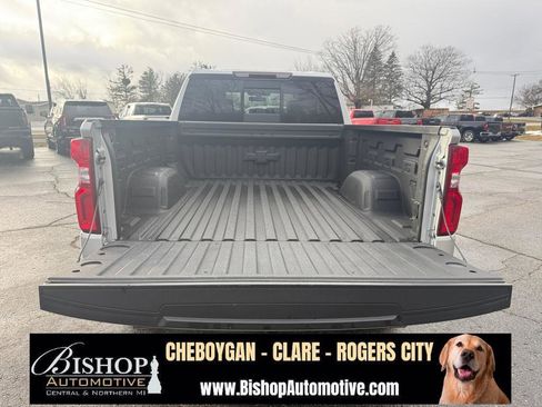 Used 2019 Chevrolet Silverado 1500 RST image 27