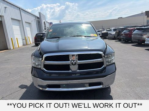 Used 2017 RAM 1500 Classic SLT RWD image 2