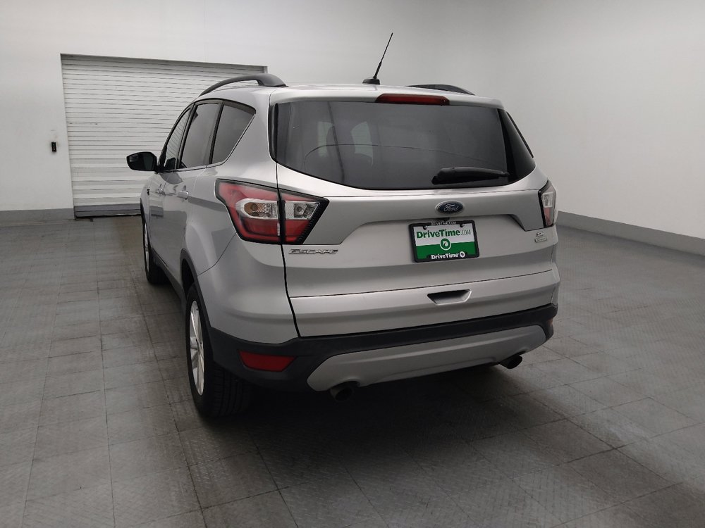 Used 2018 Ford Escape SE FWD image 6