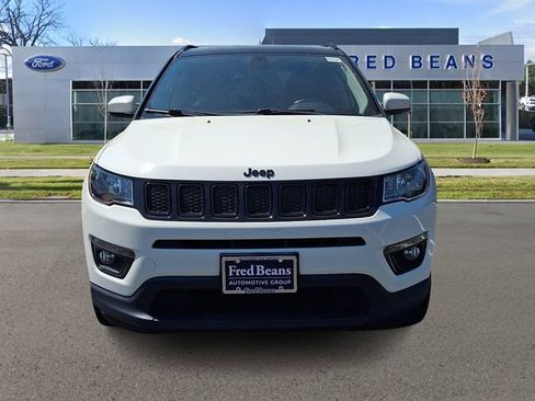 Used 2019 Jeep Compass Latitude AWD/4WD image 2