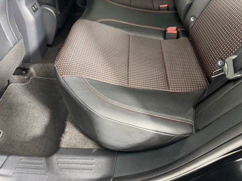 Used 2025 Nissan Kicks SR w/ SR Premium Package image 28