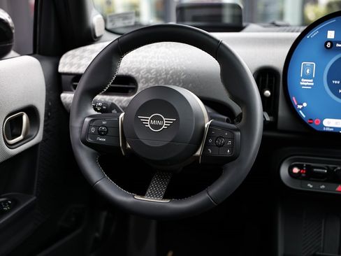 Used 2025 MINI Cooper S image 27