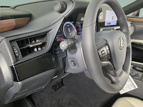 New 2025 Lexus ES 350 w/ Premium Package image 20