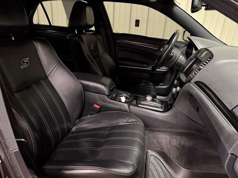Used 2018 Chrysler 300 S AWD/4WD image 26