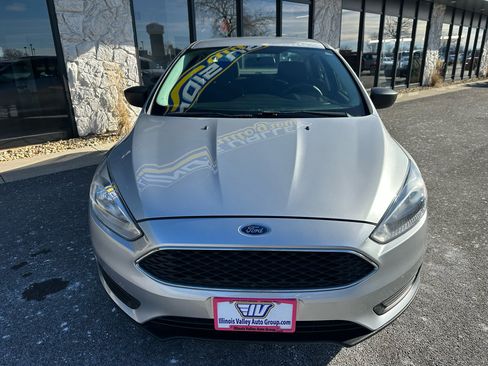 Used 2018 Ford Focus S image 10
