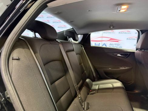 Used 2025 Chevrolet Malibu LT FWD image 38