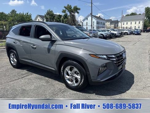 Used 2024 Hyundai Tucson SEL FWD image 2