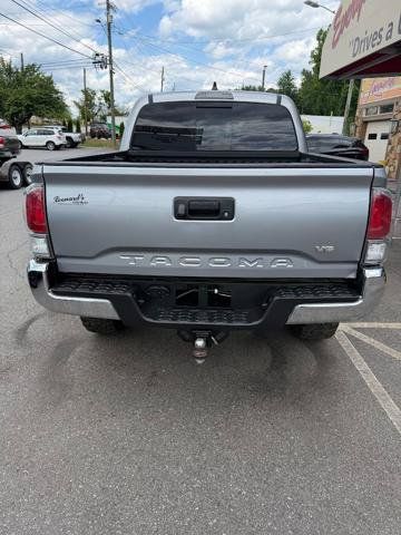 Used 2020 Toyota Tacoma TRD Off-Road AWD/4WD image 5