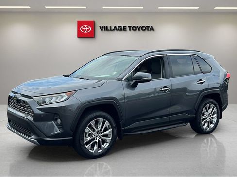 Certified 2020 Toyota RAV4 Limited FWD image 1