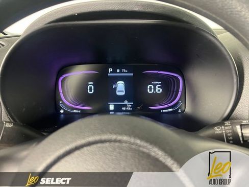Used 2025 Kia Soul LX FWD image 18