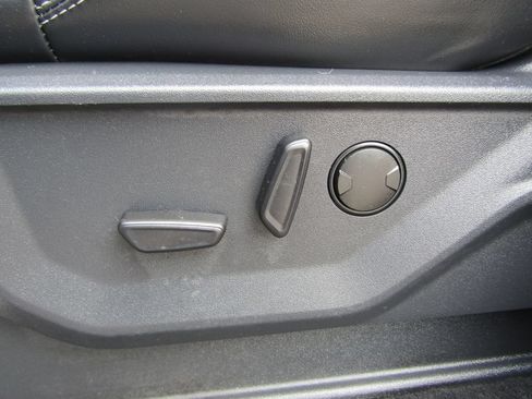 Used 2025 Ford Expedition Max Platinum AWD/4WD image 26