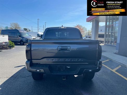 Used 2023 Toyota Tacoma SR5 image 5