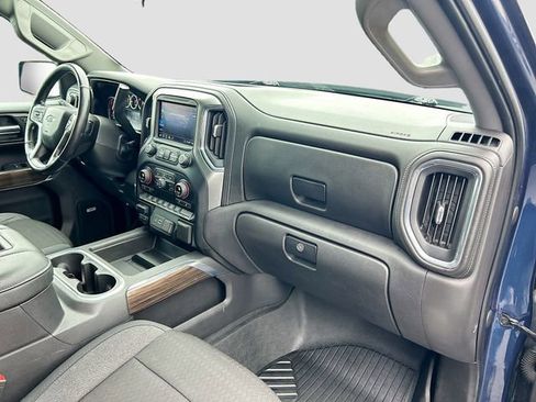 Used 2020 Chevrolet Silverado 1500 RST image 31