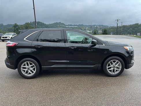 Certified 2023 Ford Edge SEL w/ Convenience Package AWD/4WD image 5